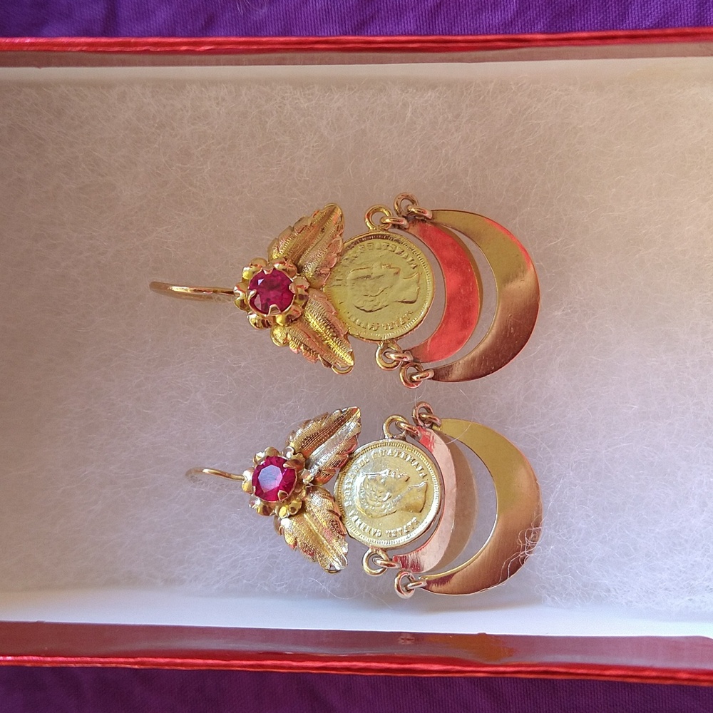 Elegant 14kGold and Small Ruby Earrings